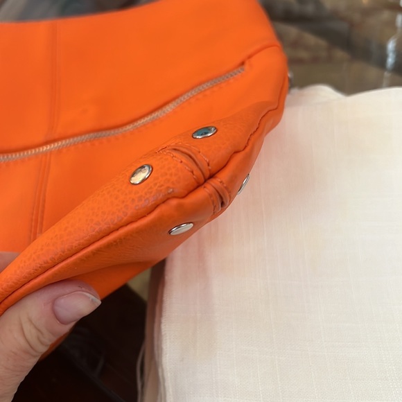 Joy Mangano Orange leather crossbody bag with adjustable strap GUC/RFID convert - Picture 9 of 12